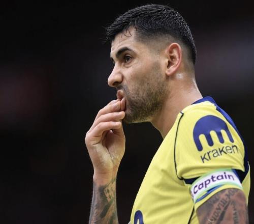 德不配位！熱刺隊長曾抱怨球隊只剩11人，如今惡意染紅停賽4場