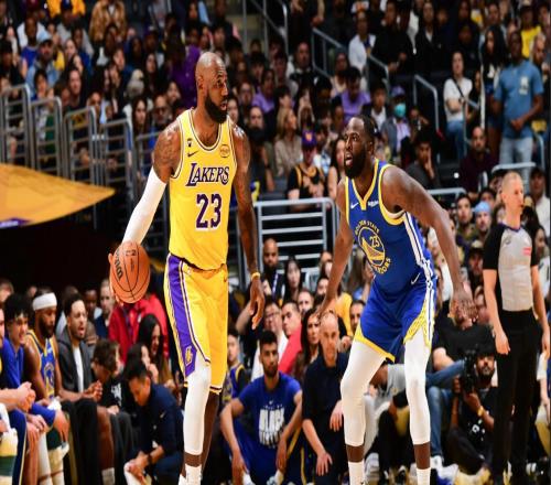 詹姆斯20+7+10創歷史第1神跡，湖人力擒勇士，追平火箭！庫里缺戰