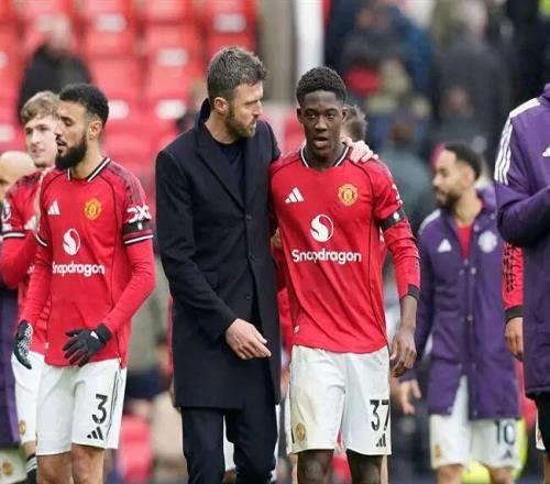 連續(xù)4場(chǎng)首發(fā)！曼聯(lián)小將徹底逆襲卡里克夸他潛力巨大