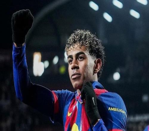 萊萬建功比肩梅羅，亞馬爾世界波創(chuàng)生涯紀錄，巴薩30主場11連勝