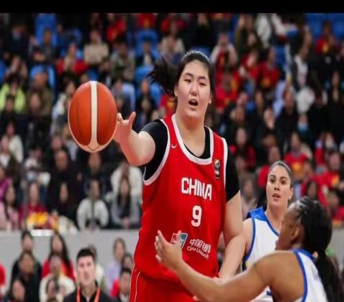 張子宇替補(bǔ)僅15分34秒獲21分中國女籃9539勝國際女籃聯(lián)隊