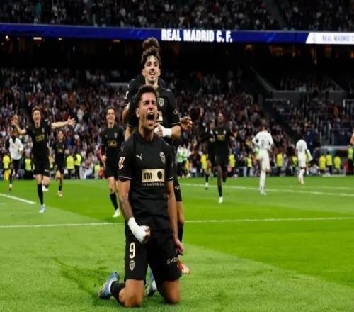 效率突出，瓦倫西亞前鋒杜羅踢皇馬9場(chǎng)進(jìn)5球