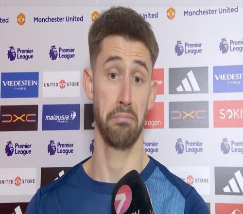 維卡里奧：羅梅羅的紅牌很明顯，他自己也明白并已道歉