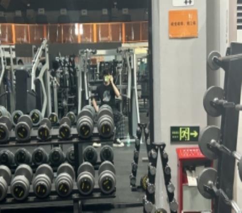 解說毛毛曬健身照片：我被激勵了，你們呢！