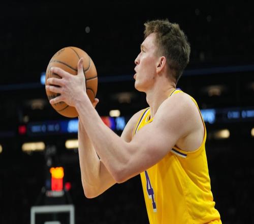 價值高位時沒送走，如今申請交易無人問津，湖人后悔了嗎