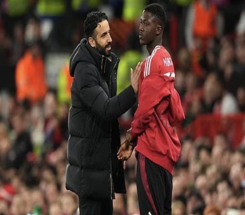 賴特：阿莫林應(yīng)感到尷尬，梅努如此好的球員差點(diǎn)因他離開曼聯(lián)