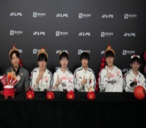 AL發(fā)布戰(zhàn)勝BLG賽后返圖：新年快樂年后見！