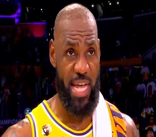 勝勇士采訪！雷迪克爆贊克勒貝爾，肯納德寄語教練，詹姆斯點(diǎn)防守