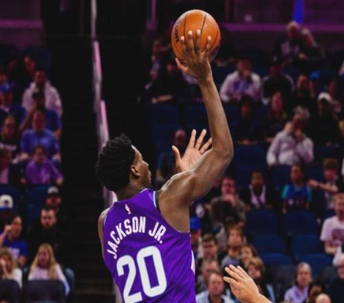 直接開擺！合砍49分被換下！等著被NBA處罰吧