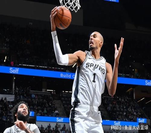 完勝！文班16+11狀元12中5，卡斯爾40+12+12創紀錄，克萊也真盡力