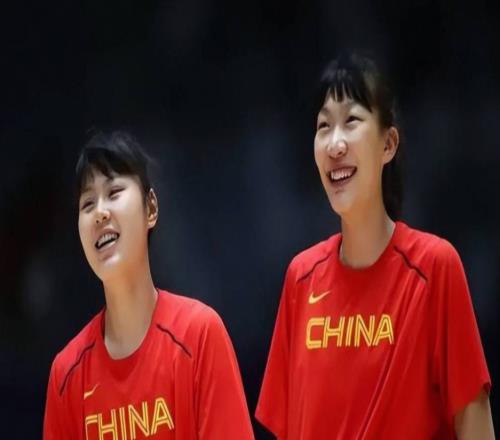 宮魯鳴談女籃世界杯目標(biāo)：保六沖四韓旭3月初歸隊(duì)李月汝在溝通