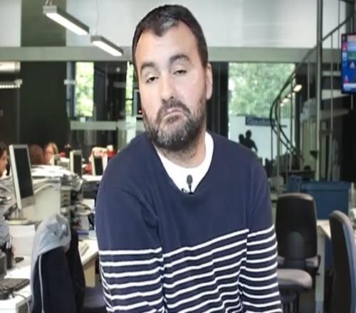 記者嘲諷阿韋洛亞談內(nèi)格雷拉：恭喜你士兵，你的主席以你為榮