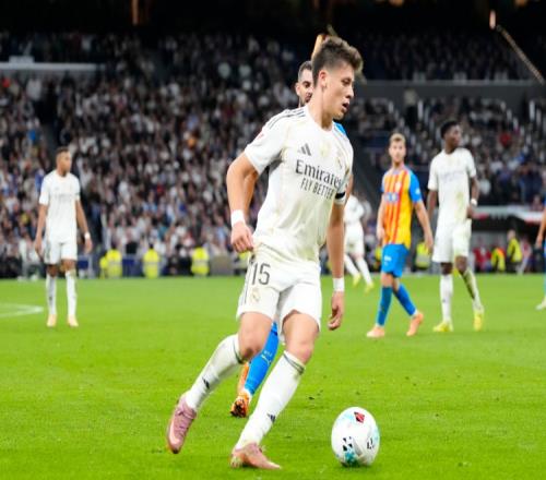 馬卡報道：皇馬居萊爾在耐力測試中表現卓越兩項數據位列五大聯賽中場之首_西甲直播