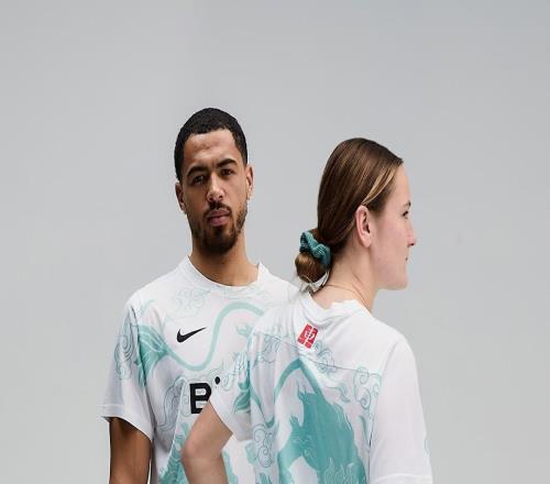 喜迎農歷新年，切爾西推出馬年限量版賽前熱身服