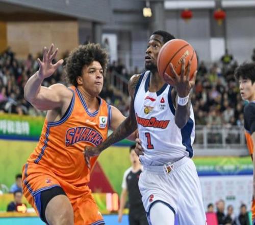 廣東隊返回東莞，薩姆納傷情公布，薩林杰暫時不會離隊