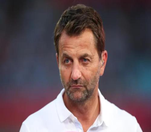 舍伍德：烏加特、齊爾克澤不配穿曼聯球衣，謝什科還在成長