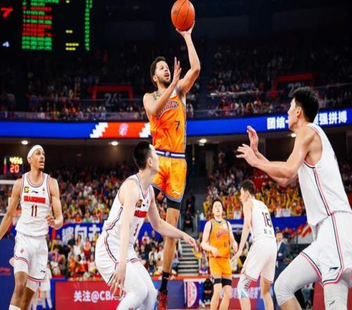 終于有大動作！遼籃連續簽下兩名超級外援，第二階段要全力沖刺