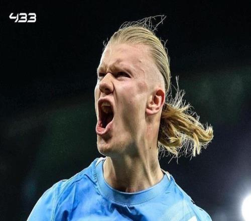 英超21逆轉(zhuǎn)！曼城雙殺利物浦！哈蘭德傳射，主裁判神判罰惹爭(zhēng)議