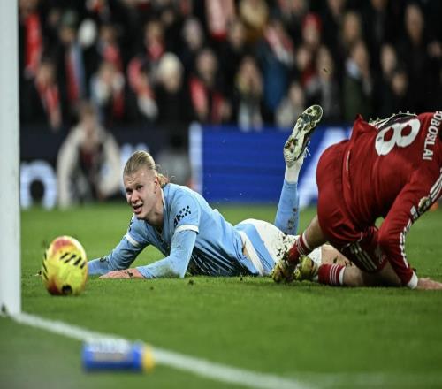 前裁判：裁判本不愿取消謝爾基的“進球”，VAR前他別無選擇