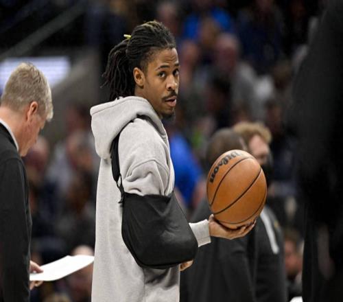 才過了4年，曾經的西部第二，徹底物是人非，首發僅剩1人留隊！