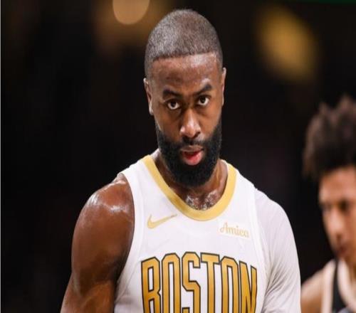 布朗應該當選MVP綠軍戰(zhàn)績+個人表現(xiàn)均強勢還能講個好故事