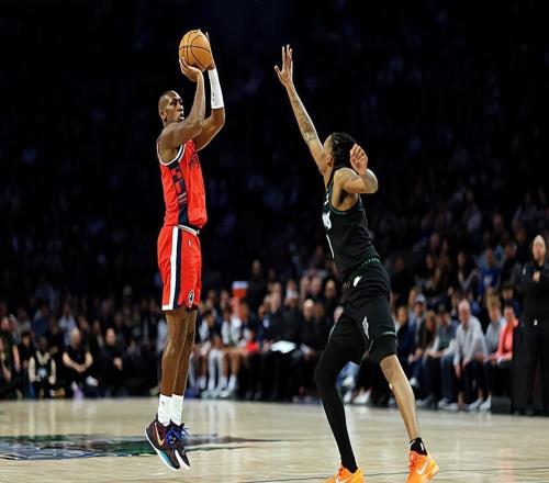 不只是一名防守大閘！快船后場(chǎng)大將還能組織還有超強(qiáng)的精神屬性