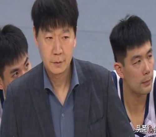 坑慘邱彪！于德豪5分鐘5犯打卡下班孫桐林0分2犯難當(dāng)大任