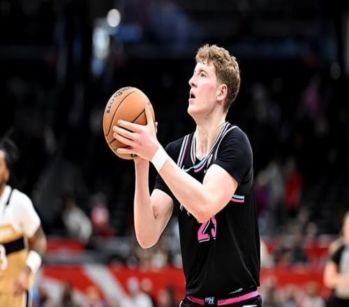 面對弱旅奇才，熱火首輪秀終于打出了一場攻守兼?zhèn)涞娜苄捅憩F(xiàn)