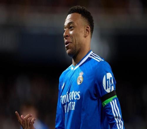 卡雷拉斯天秀建功，姆巴佩領(lǐng)跑射手榜，皇馬20瓦倫西亞豪取7連勝