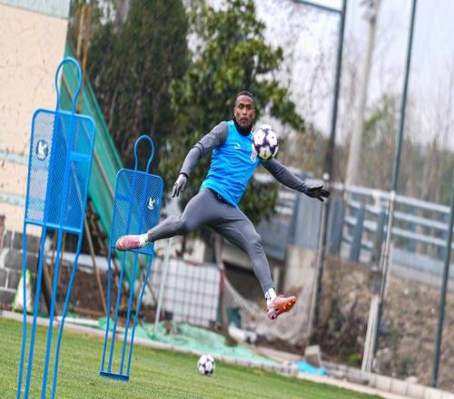 申花三大外援前鋒首發(fā)搏命！司機親承433狂攻滬媒：門將是薛慶浩