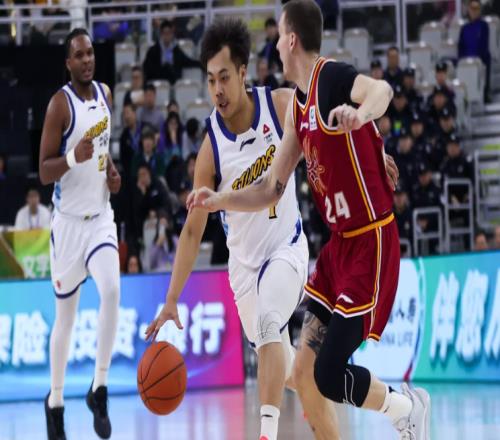 4投3鐵！20分鐘得2分+送迪亞洛風車暴扣，球迷：看你打球真的痛苦