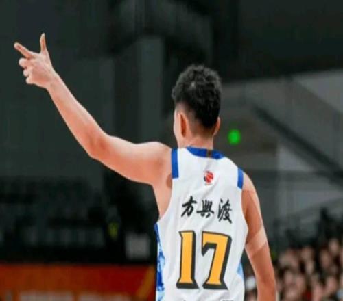 媒體人：孫銘徽遭遇距腓前韌帶撕裂，將休戰(zhàn)數(shù)月