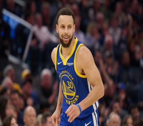 庫里還是厚道人吶，與詹杜合體或成絕唱，科爾透露右膝恢復情況