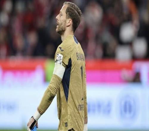 考察門(mén)將，德國(guó)隊(duì)主帥納格爾斯曼觀戰(zhàn)拜仁vs霍芬海姆