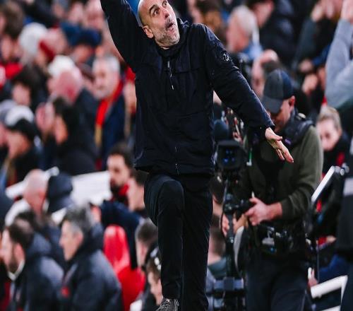 教練也能撲多納魯馬最后時(shí)刻上演神撲，瓜迪奧拉模仿其動(dòng)作