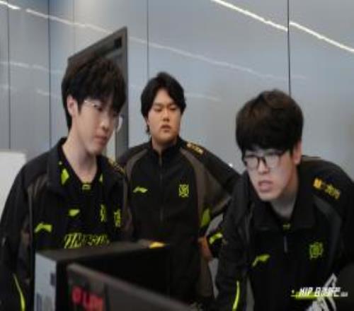 第六支！NIP會師AL、BLG、WBG、JDG、TES晉級季后賽