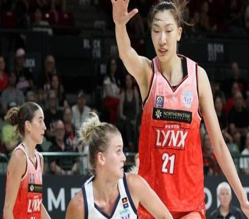 40年以來第一次！恭喜韓旭！恭喜中國女籃！創造歷史，真是太棒了