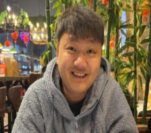 管澤元分享照片：與Yagao聚餐吃夜宵，Yagao胖了不少