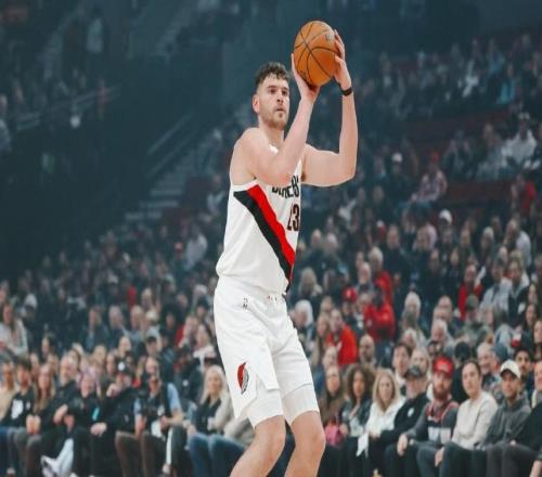 阿夫迪亞26+10+8二輪秀8記三分，馬克西空砍30分，開拓者大勝76人