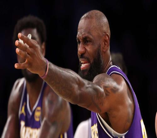 詹姆斯慘遭聯盟規則“坑慘”！荒唐新規終結其21年歷史紀錄