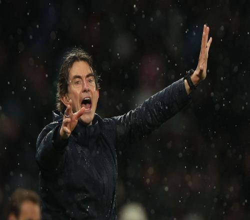 光速打臉，弗蘭克賽后說自己1000%會繼續(xù)帶隊(duì)，不到24h就下課