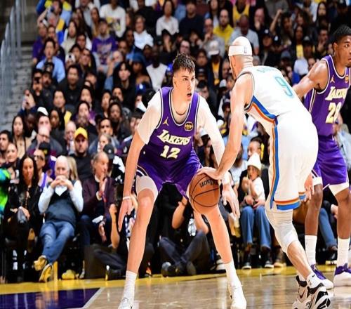 不具備進入先發的能力！湖人對于他的信任度實在是太高了一些