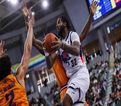 央視直播季軍賽！山東VS廣廈形勢明朗，3外援挑大梁，邱彪拒爆冷