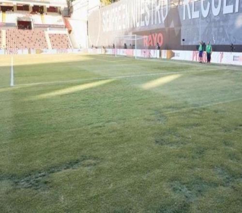 球場(chǎng)狀況不佳西甲比賽延期球員：最好的聯(lián)賽笑話(huà)