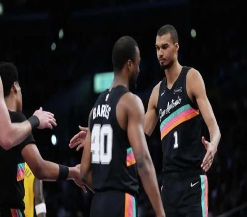 NBA文班亞馬30分鐘內轟出40分，比肩哈登、恩比德