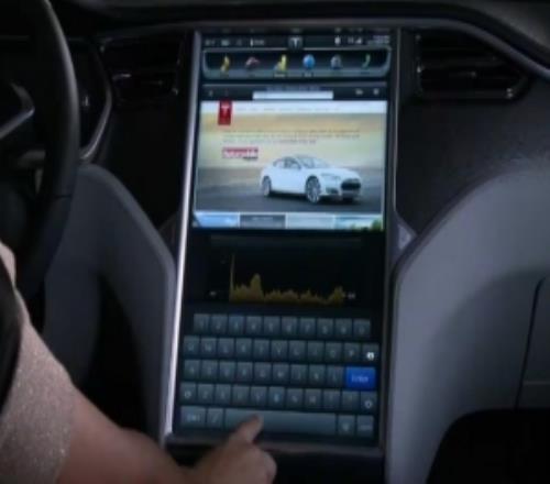 蘋果前首席設(shè)計(jì)官：觸摸屏不適合用作汽車的主要交互方式