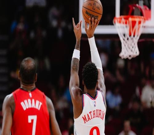 34歲完勝37歲！小卡末節19分+準絕殺后仰杜蘭特絕平機會都沒有