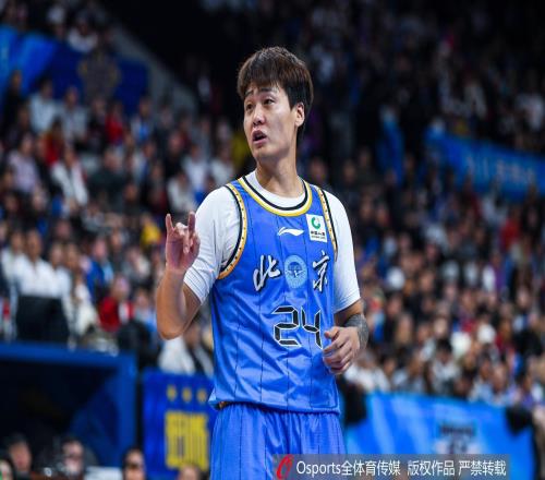 歧視新疆球迷?CBA趙睿社交媒體發(fā)表嚴重不當評論停賽3場罰款5萬