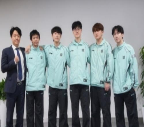 LNG發(fā)文告別第一賽段：每個(gè)人都在努力，但可惜我們?nèi)晕醋龅阶詈? loading=