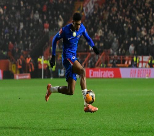 切爾西與阿昌龐攜手共度寒冬拒絕租借邀請(qǐng)_英超直播